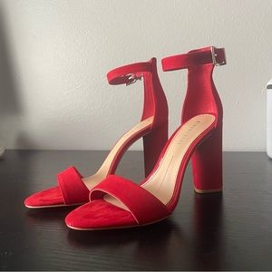 Gianni Bini Joenah Block Heels